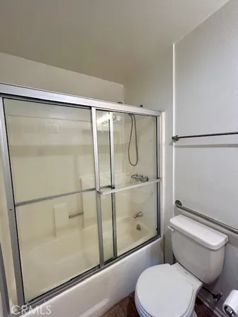 $2,550 | 5821 Sylmar Avenue, Unit 4, Van Nuys, CA 91401