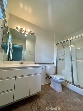 $2,550 | 5821 Sylmar Avenue, Unit 4, Van Nuys, CA 91401