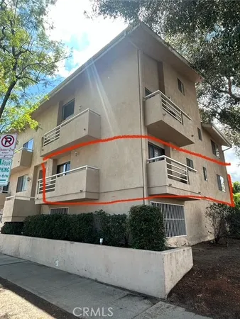 $2,550 | 5821 Sylmar Avenue, Unit 4, Van Nuys, CA 91401