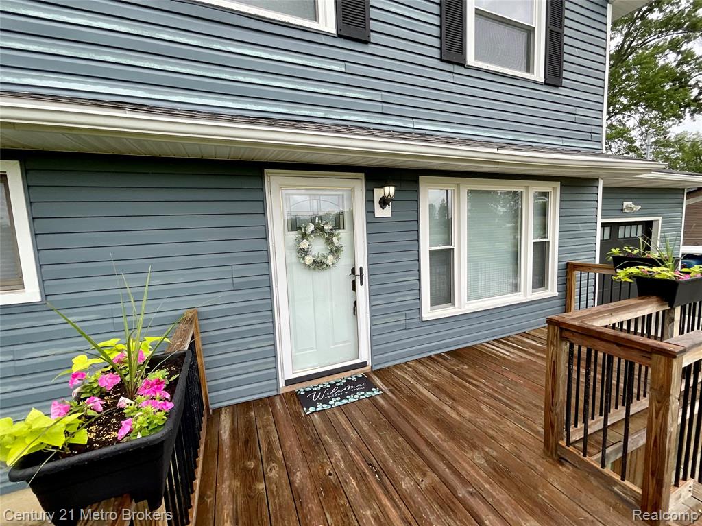 7094 Reid Road Swartz Creek, MI 48473 - Photo 4 of 38 Gallery Image 4