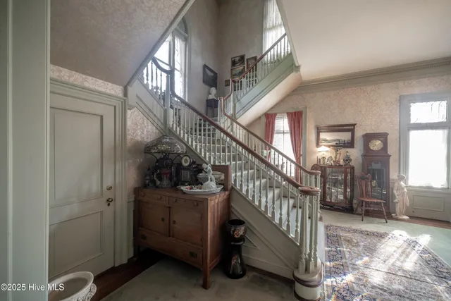 $898,000 | 900 Nash Street North, Wilson, NC 27893