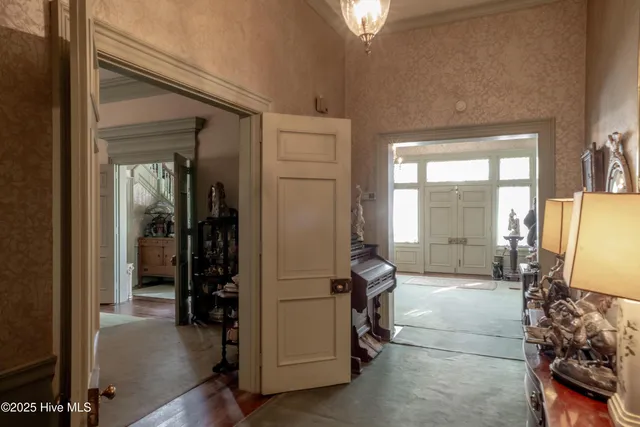 $898,000 | 900 Nash Street North, Wilson, NC 27893