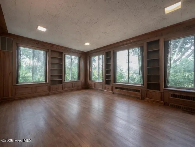 $898,000 | 900 Nash Street North, Wilson, NC 27893