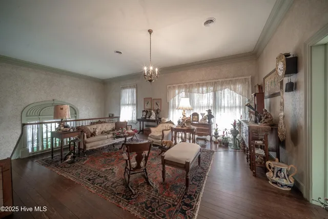 $898,000 | 900 Nash Street North, Wilson, NC 27893