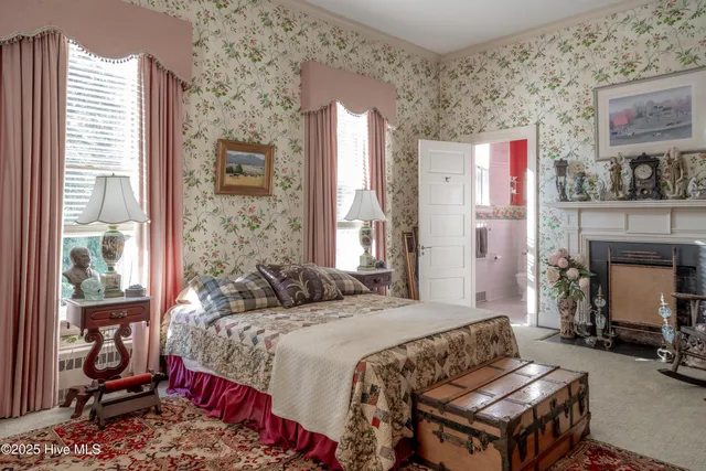 $898,000 | 900 Nash Street North, Wilson, NC 27893