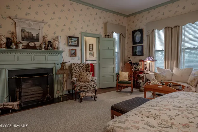 $898,000 | 900 Nash Street North, Wilson, NC 27893