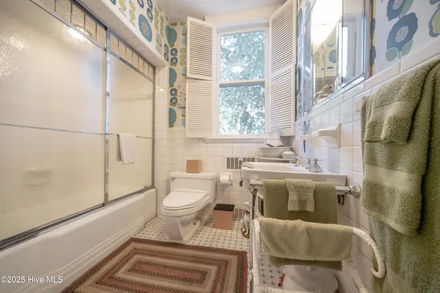 $898,000 | 900 Nash Street North, Wilson, NC 27893