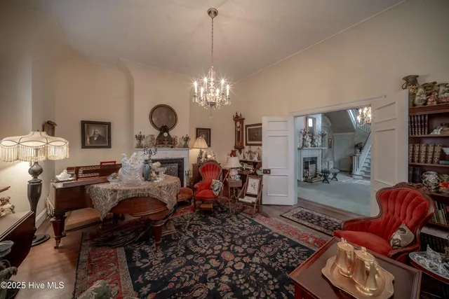 $898,000 | 900 Nash Street North, Wilson, NC 27893