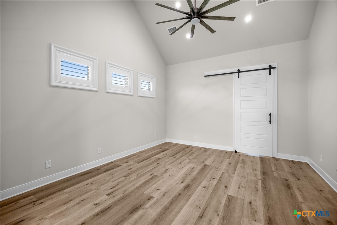 331 Sendera Loop Victoria, TX 77904 - Photo 16 of 47 Primary Suite #1