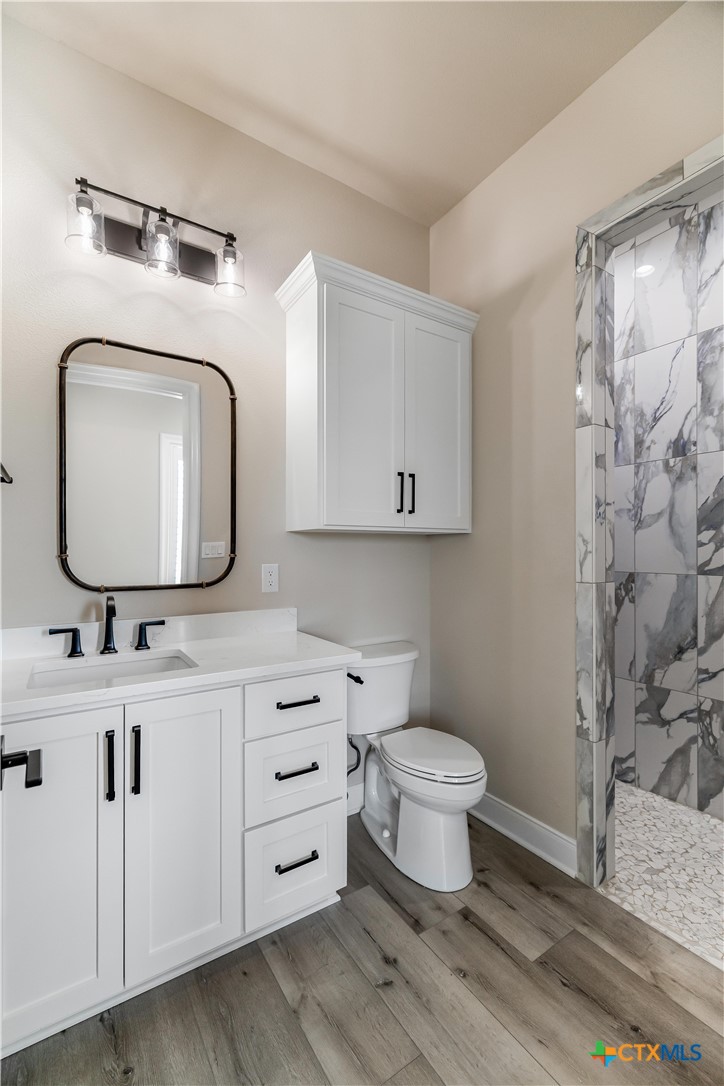 331 Sendera Loop Victoria, TX 77904 - Photo 36 of 47 Bathroom #3