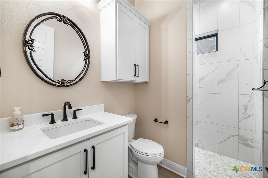 331 Sendera Loop Victoria, TX 77904 - Photo 40 of 47 Bathroom #4