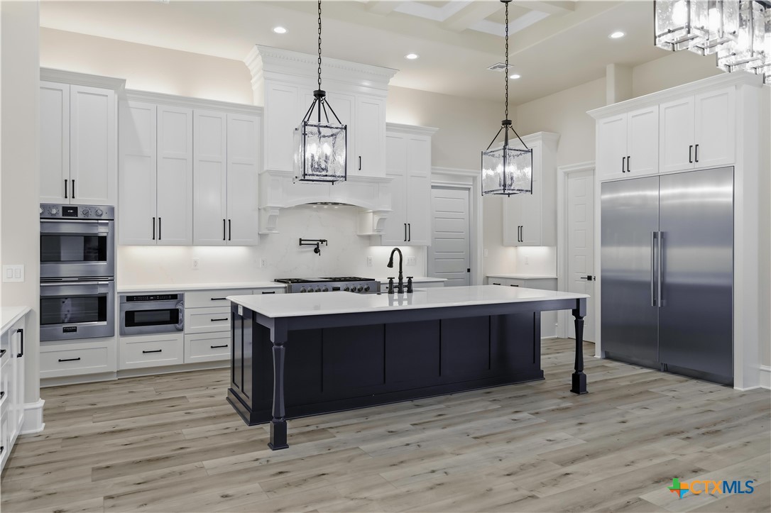 331 Sendera Loop Victoria, TX 77904 - Photo 10 of 47