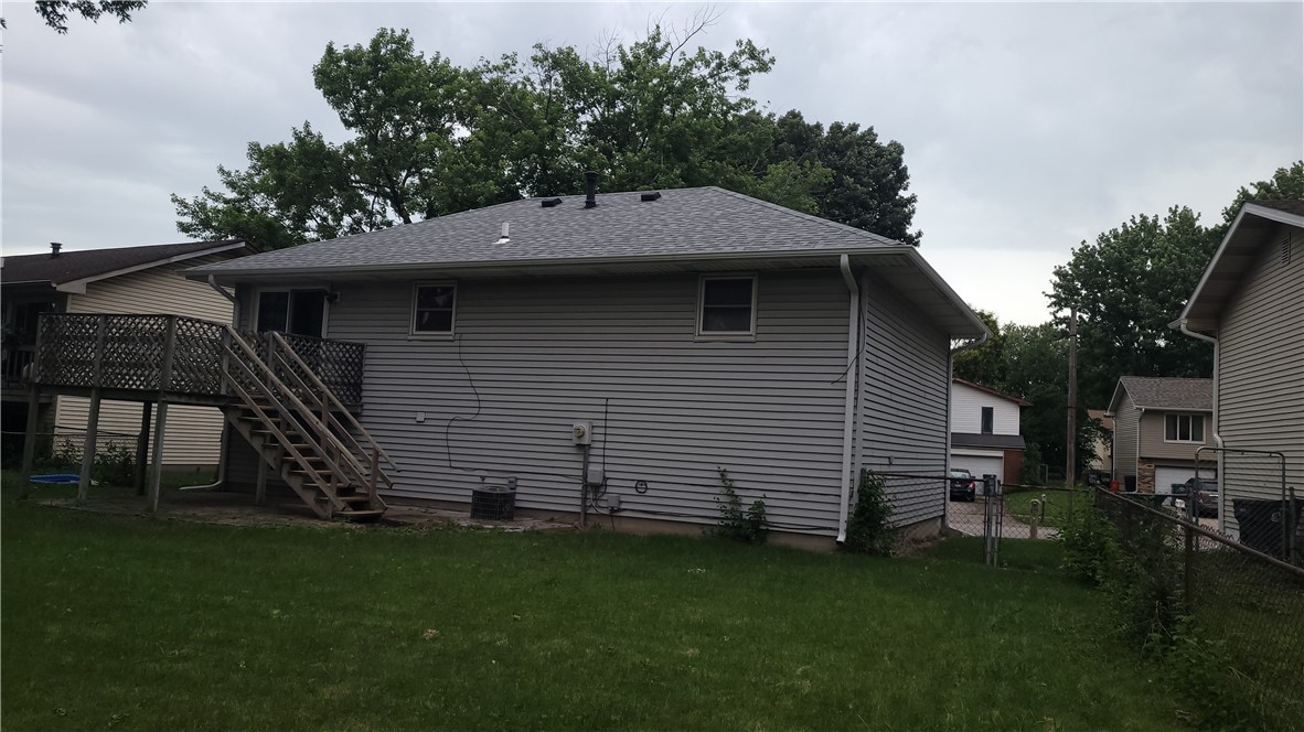 3554 North Dove Drive Decatur, IL 62526 - Photo 2 of 20