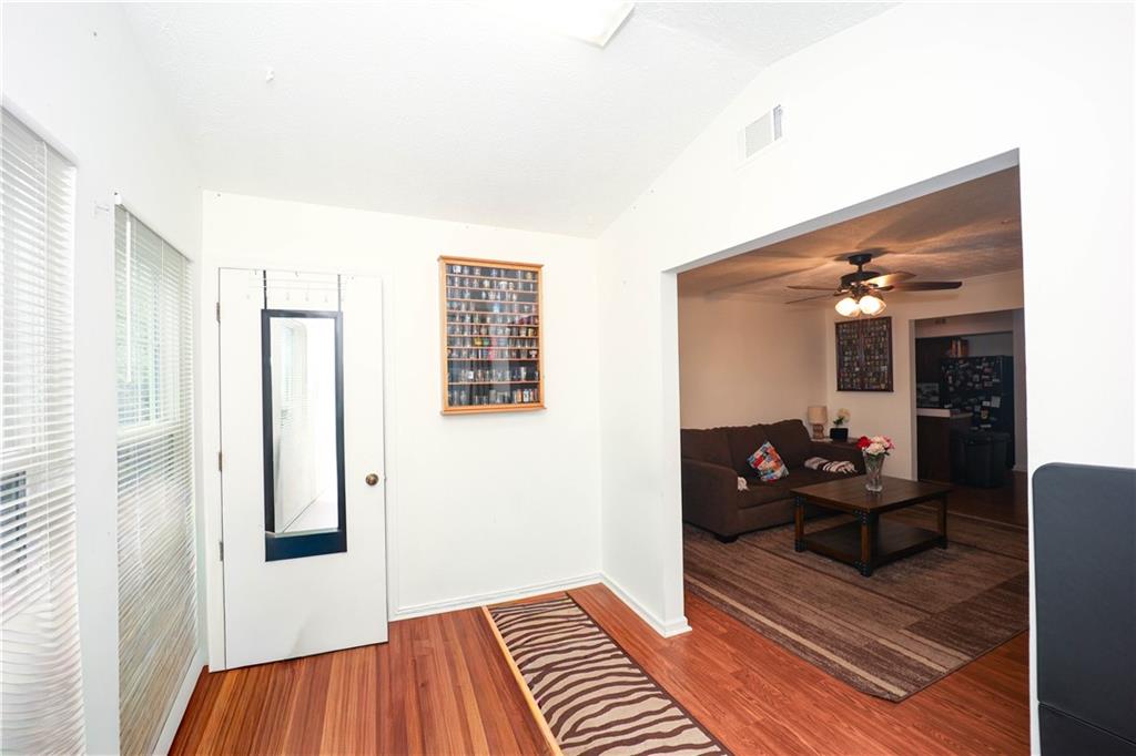 1909 Brian Way Decatur, GA 30033 - Photo 5 of 18