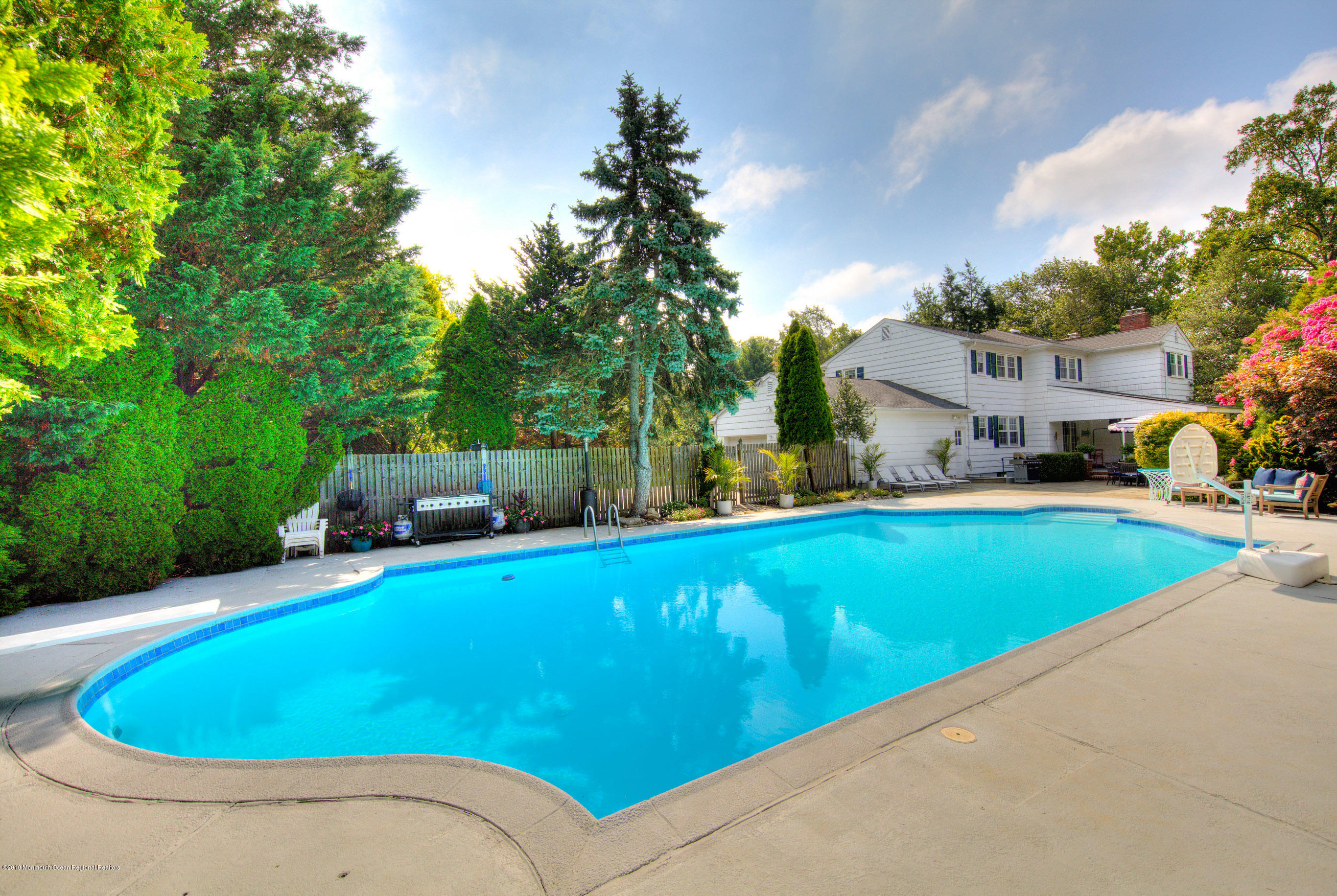 184 Rumson Road Rumson, NJ 07760 - Photo 37 of 54 184RumsonExteriorOnline-13