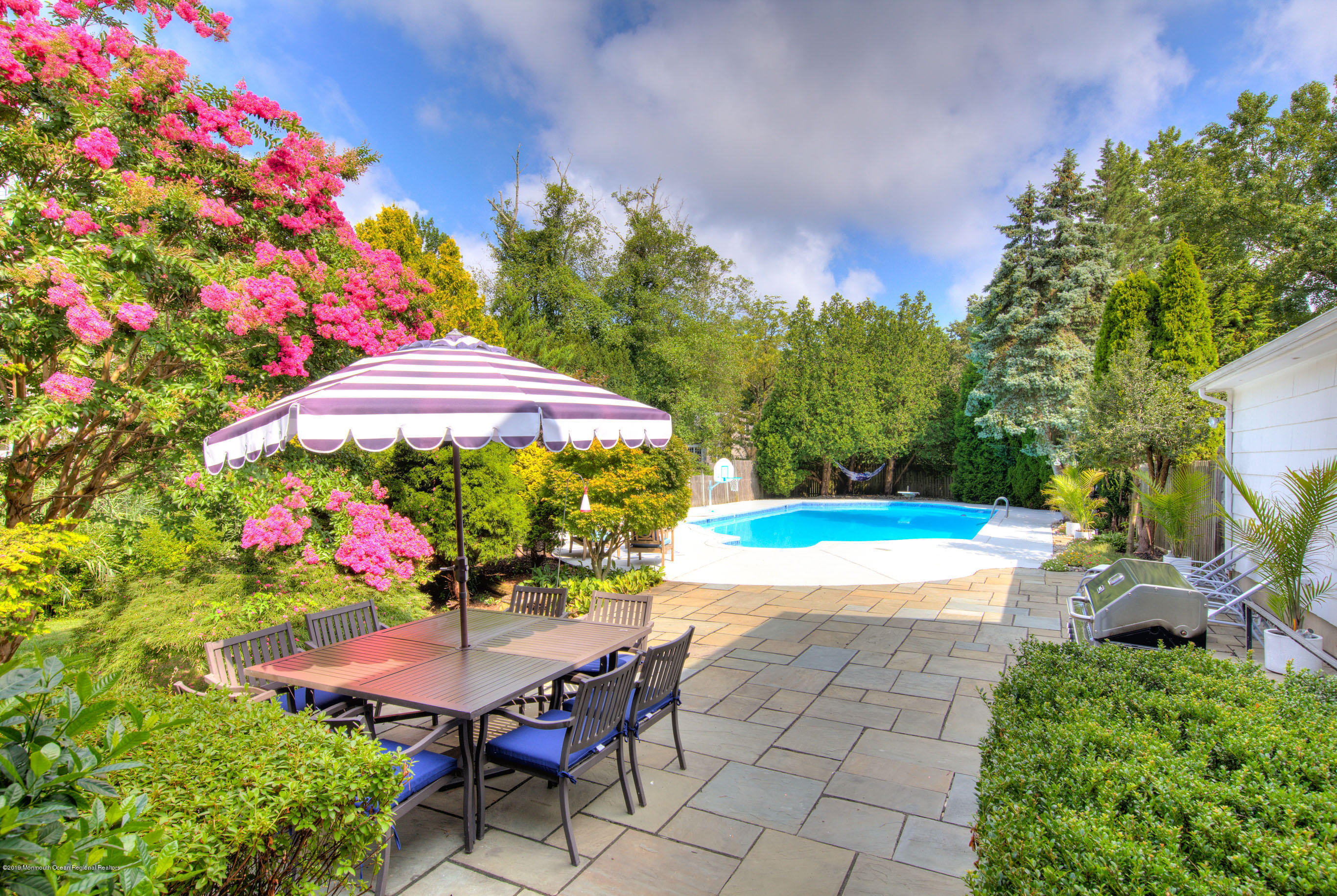 184 Rumson Road Rumson, NJ 07760 - Photo 38 of 54 184RumsonExteriorOnline-16