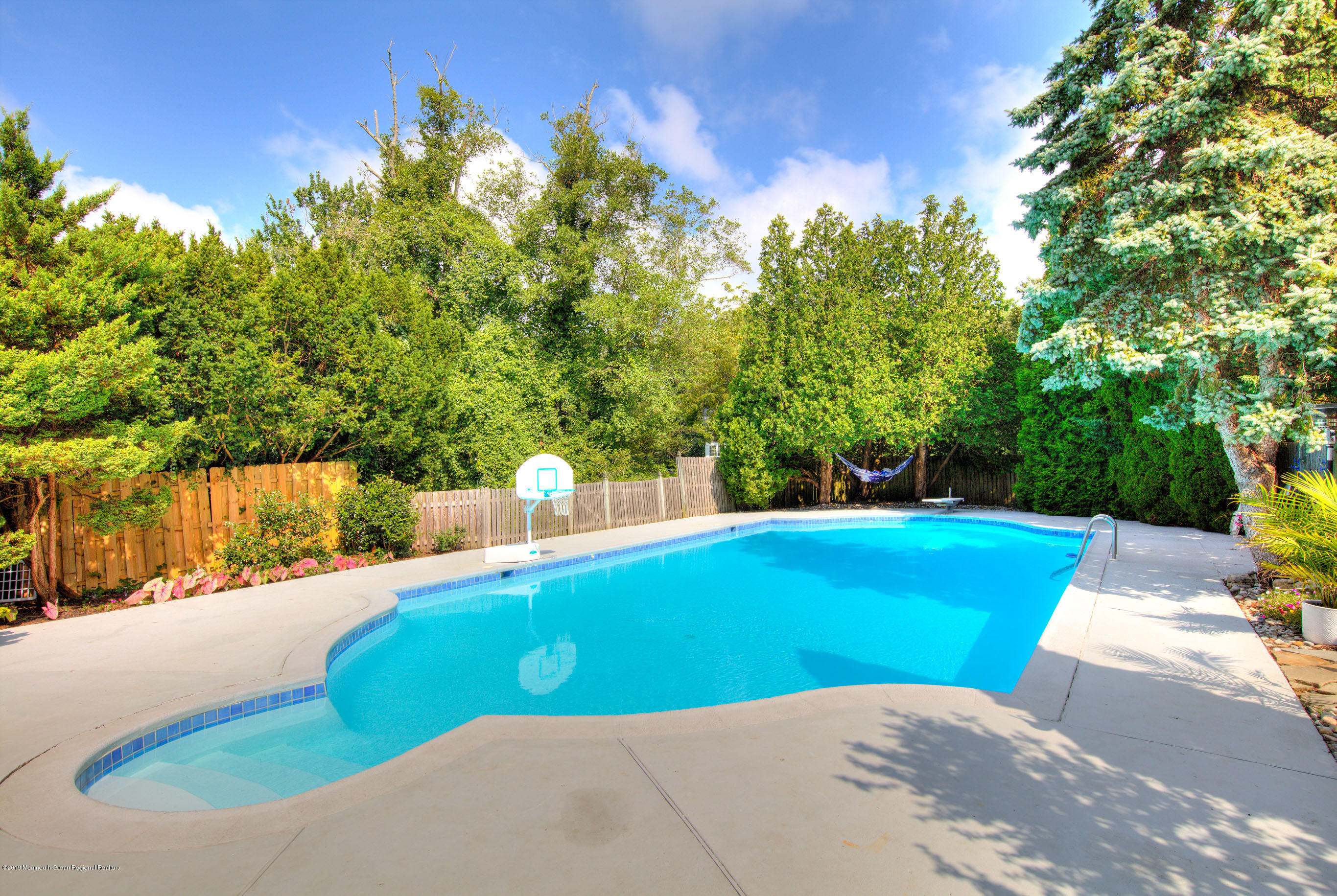 184 Rumson Road Rumson, NJ 07760 - Photo 39 of 54 184RumsonExteriorOnline-14