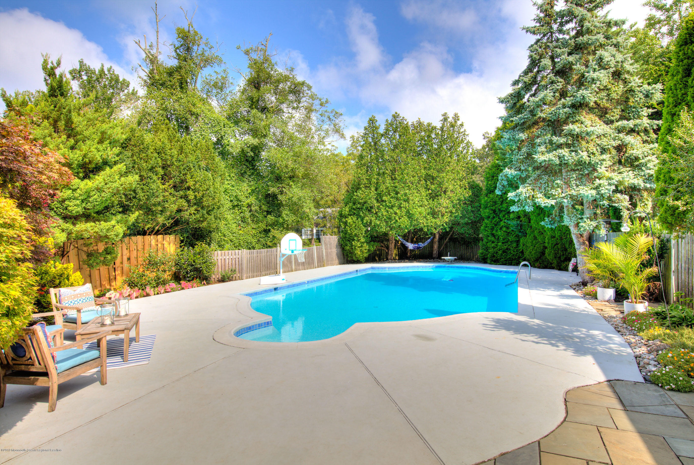184 Rumson Road Rumson, NJ 07760 - Photo 40 of 54 184RumsonExteriorOnline-15