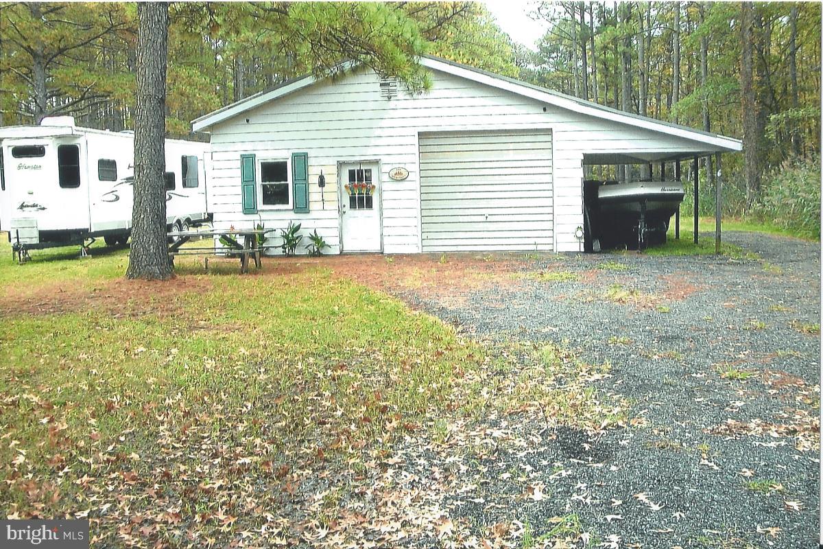 3321 Williams Point Road Marion Station, MD 21838 - Photo 5 of 20 Garage
