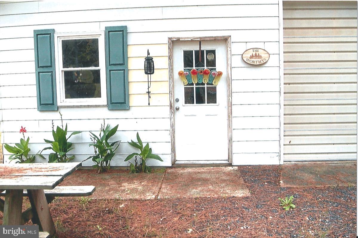 3321 Williams Point Road Marion Station, MD 21838 - Photo 7 of 20 Nice garage with electricity