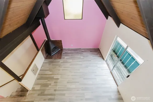 an empty room with closet and closet