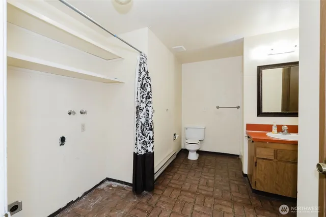 $325,000 | 4311 67th Avenue West, Unit B, Tacoma, WA 98466