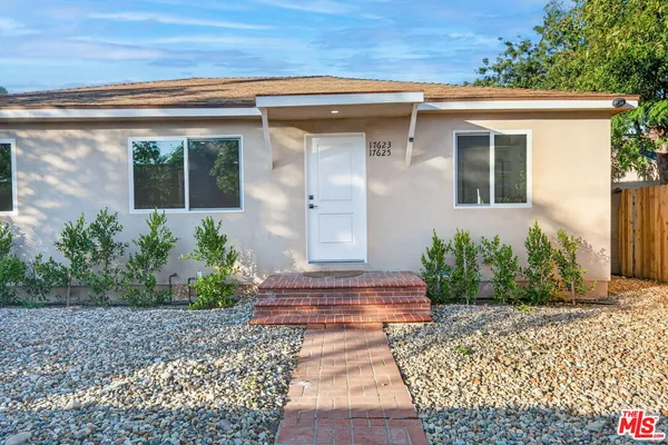 $4,250 | 17623 Burbank Boulevard, Encino, CA 91316