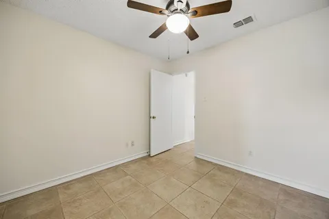 $279,000 | 118 East Denton Drive, Euless, TX 76039