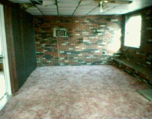 271 Brush Creek Road Irwin, PA 15642 - Photo 3 of 8 Den/Family/Great Room.