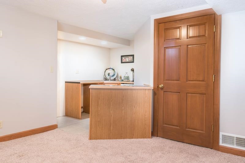 10815 Chicory Ridge Way Roscoe, IL 61073 - Photo 20 of 25 a utility room with closet door