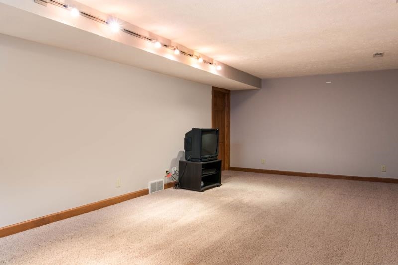10815 Chicory Ridge Way Roscoe, IL 61073 - Photo 21 of 25 a view of livingroom with furniture