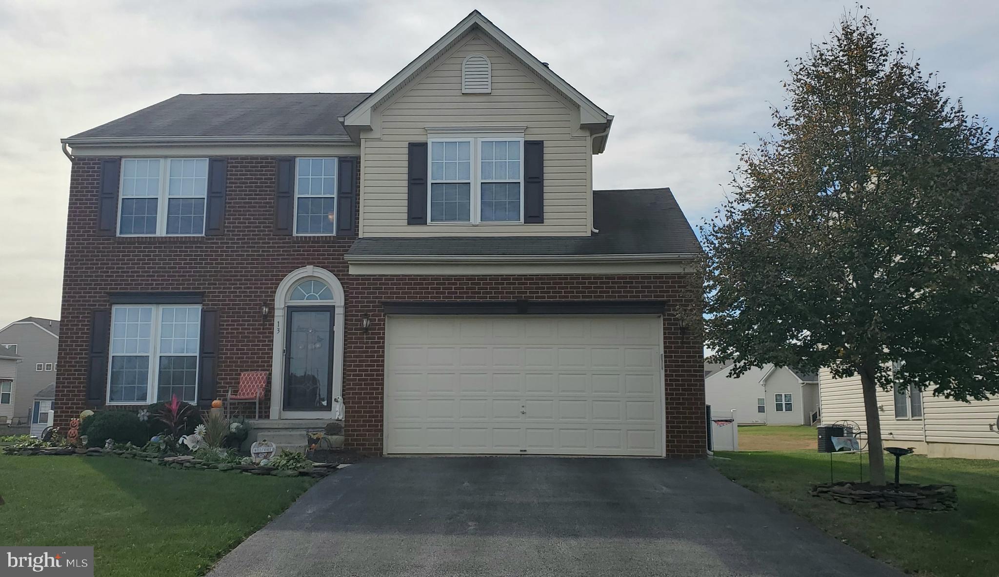 Welcome to 13 Bluegrass Blvd