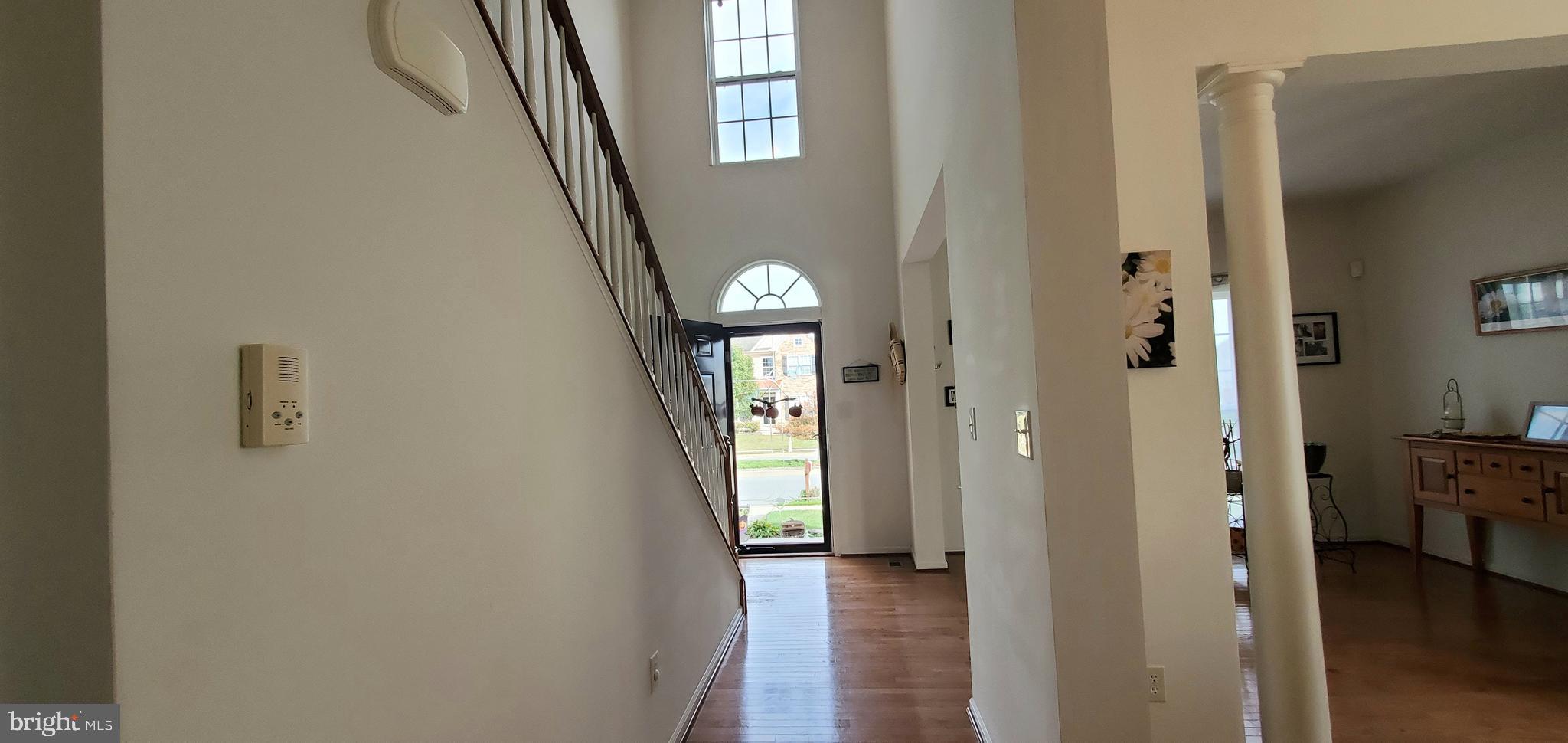 13 Bluegrass Boulevard Smyrna, DE 19977 - Photo 4 of 44 Grand Entrance