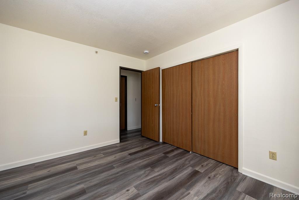 35330 Van Born Road, Unit 101 Wayne, MI 48184 - Photo 18 of 20