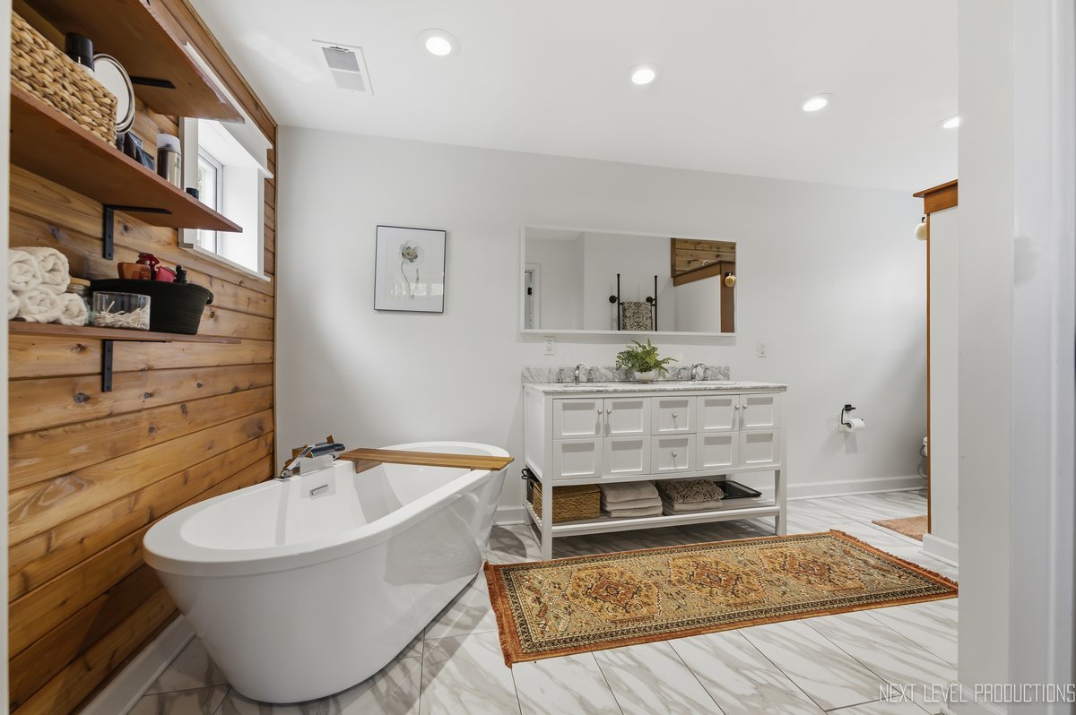 451 Andrus Road Darien, IL 60561 - Photo 19 of 34 Gallery Image 19
