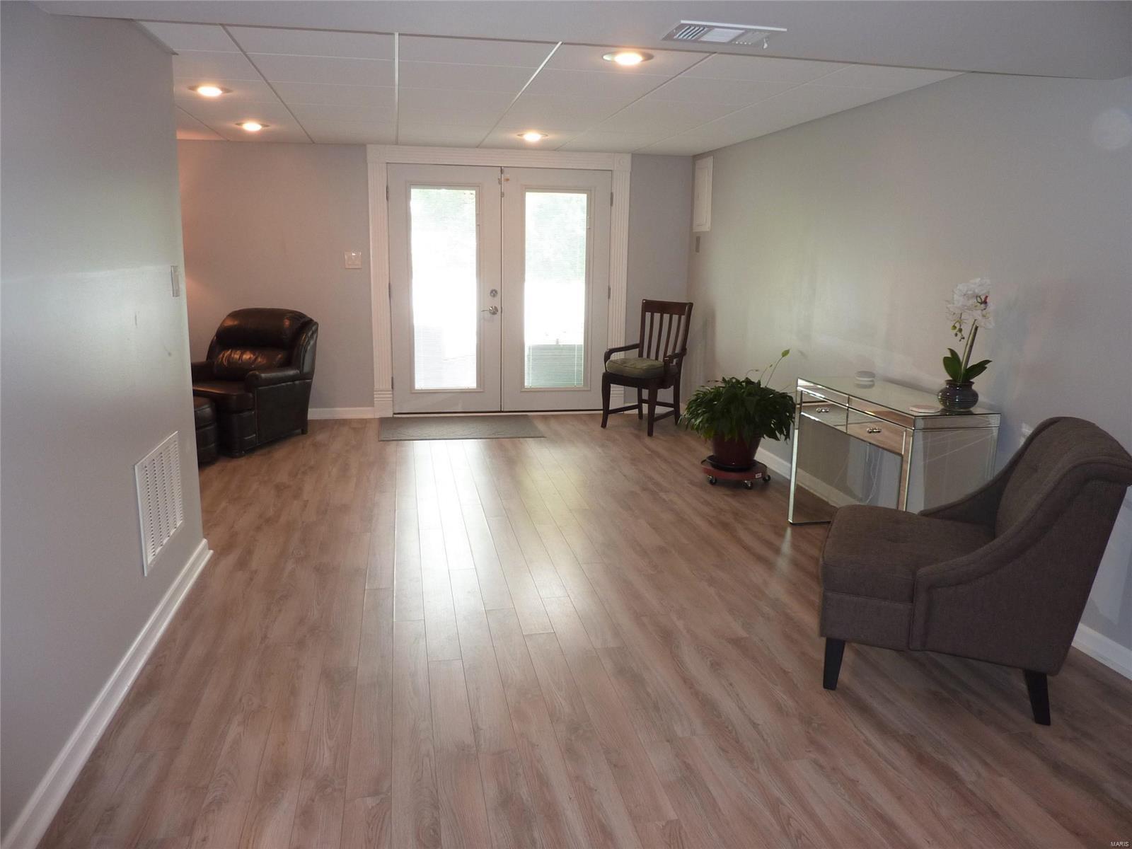 2735 Yaeger Road St. Louis, MO 63129 - Photo 26 of 45 Gallery Image 26
