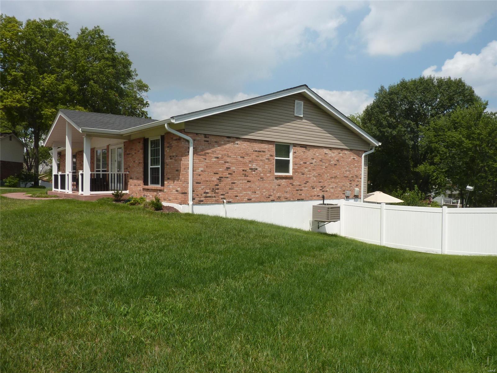 2735 Yaeger Road St. Louis, MO 63129 - Photo 42 of 45 Gallery Image 42