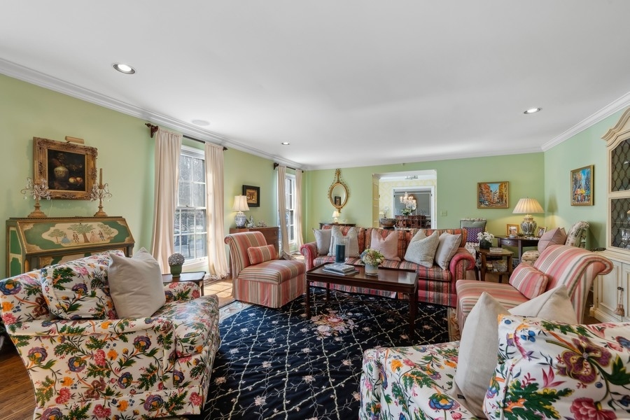 34 Longmeadow Road Winnetka, IL 60093 - Photo 6 of 35 a living room with furniture and a couch
