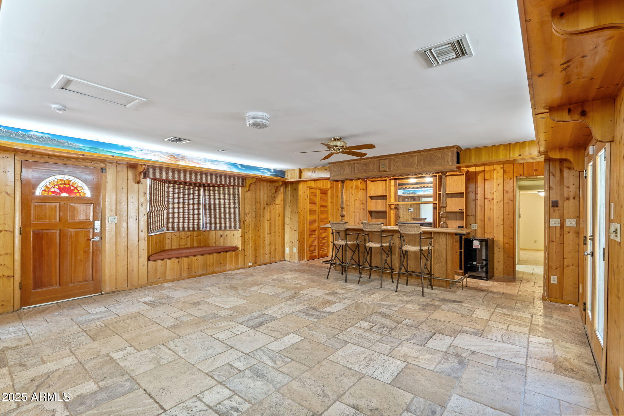 5310 East Camelback Road Phoenix, AZ 85018 - Photo 36 of 50 a view of a indoor garage