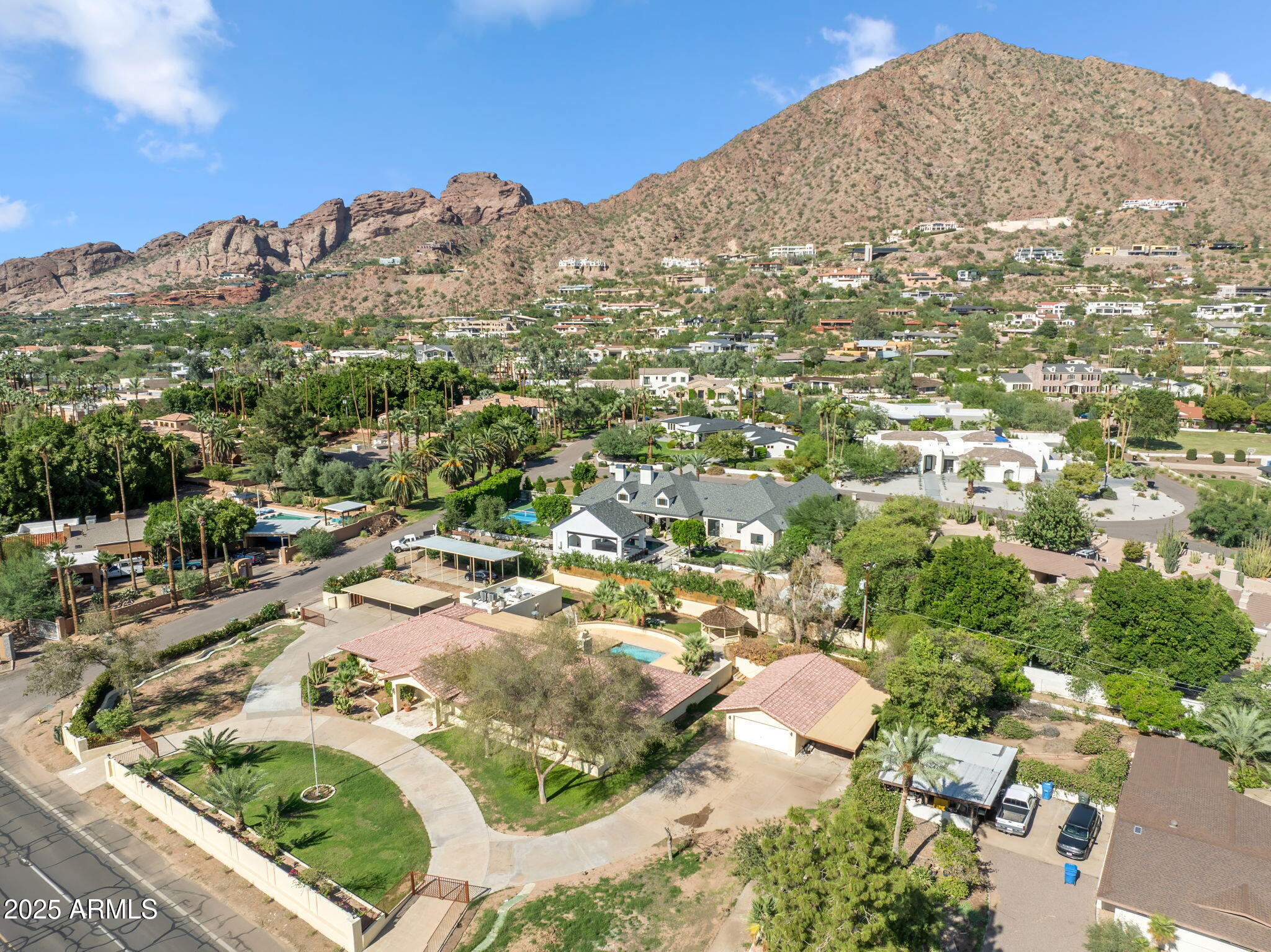 5310 East Camelback Road Phoenix, AZ 85018 - Photo 45 of 50 an aerial view of residential houses with outdoor space