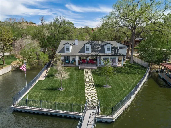 $1,595,000 | 408 North Shore Drive, Amarillo, TX 79118