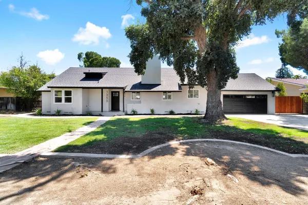 $555,000 | 1355 West Barstow Avenue, Fresno, CA 93711