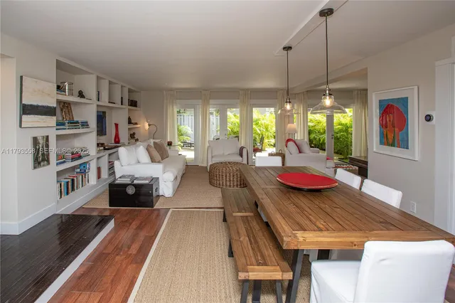 $8,500 | 258 Seaview Drive, Unit 3, Key Biscayne, FL 33149