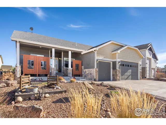a view of a house with a outdoor space