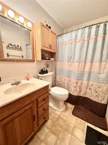 $239,900 | 4250 Sunburst Drive, Hannibal, MO 63401