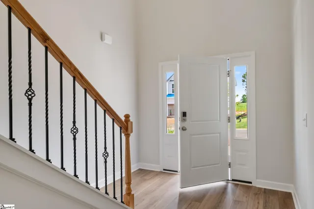 $329,000 | 7027 New Horizons Lane, Boiling Springs, SC 29316