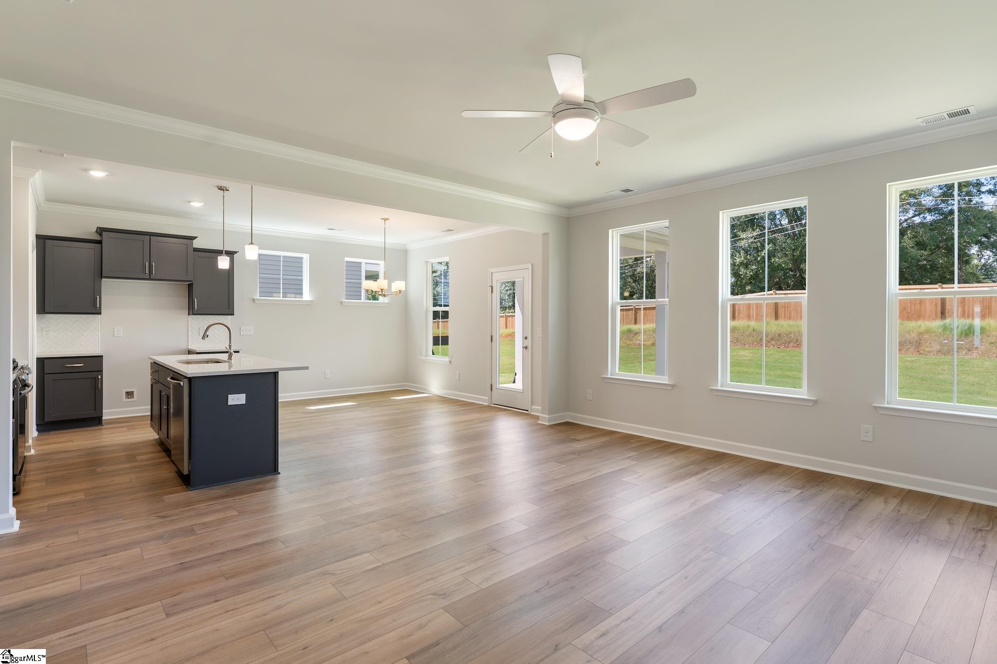 7027 New Horizons Lane Boiling Springs, SC 29316 - Photo 7 of 34