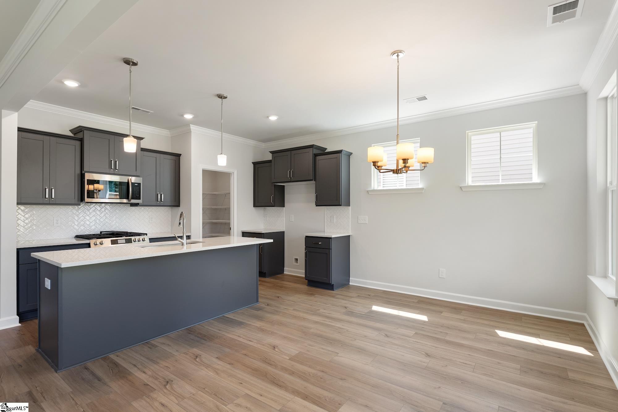 7027 New Horizons Lane Boiling Springs, SC 29316 - Photo 10 of 34