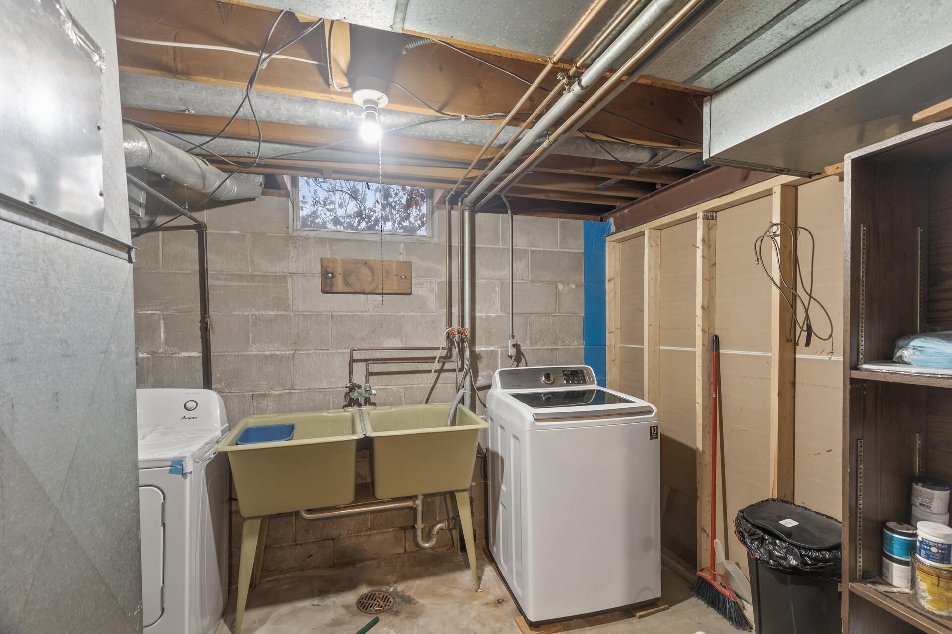 2002 Arkwright Street Maplewood, MN 55117 - Photo 19 of 23