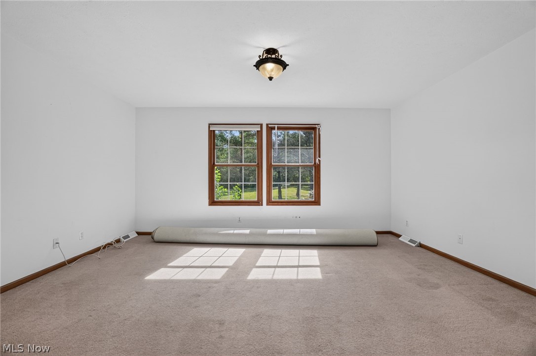 13780 Caves Road Novelty, OH 44072 - Photo 18 of 49 Gallery Image 18